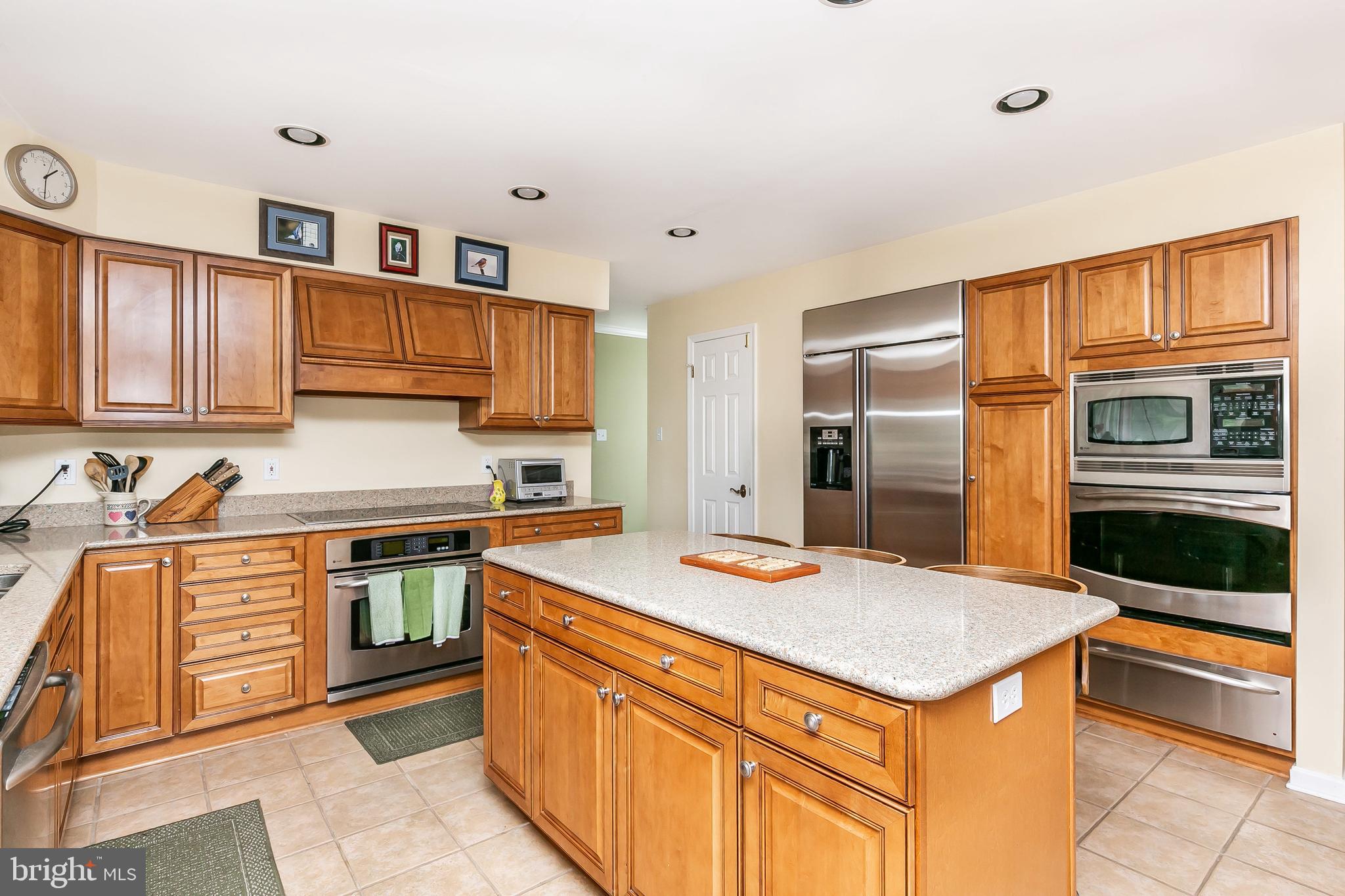 FOX RIDGE ESTATES - Residential