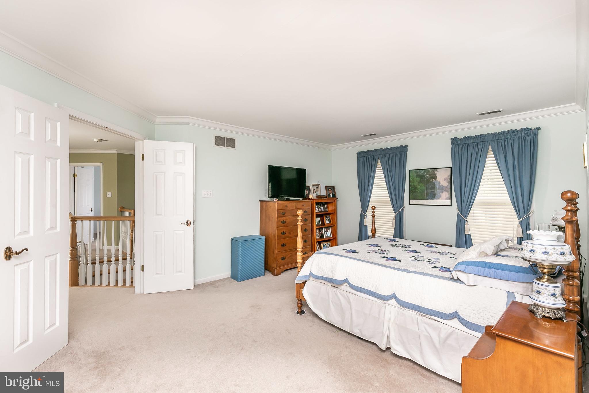 FOX RIDGE ESTATES - Residential