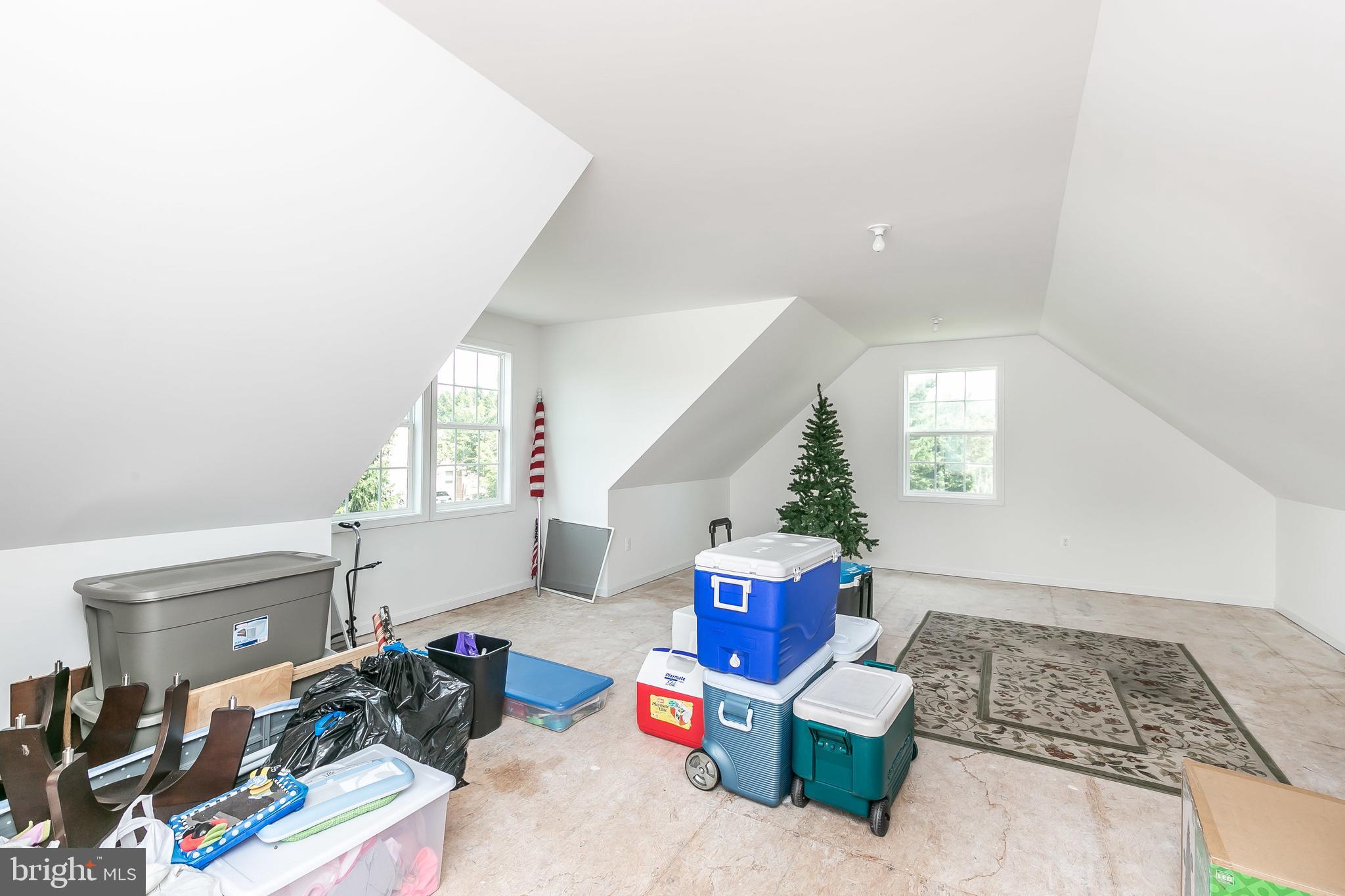 FOX RIDGE ESTATES - Residential