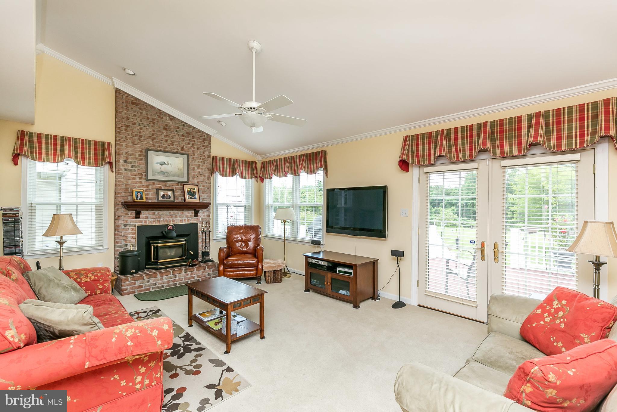 FOX RIDGE ESTATES - Residential