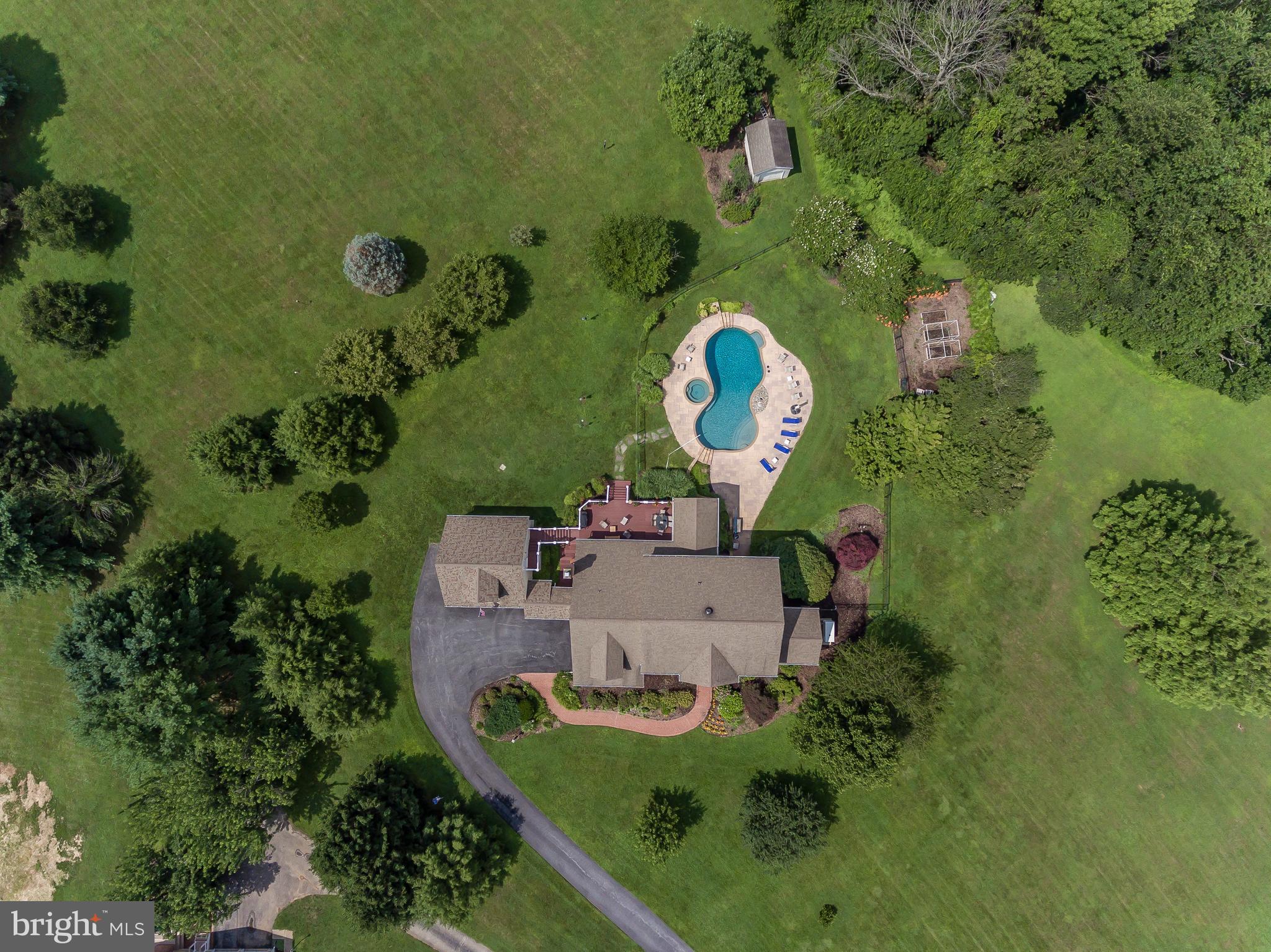 FOX RIDGE ESTATES - Residential