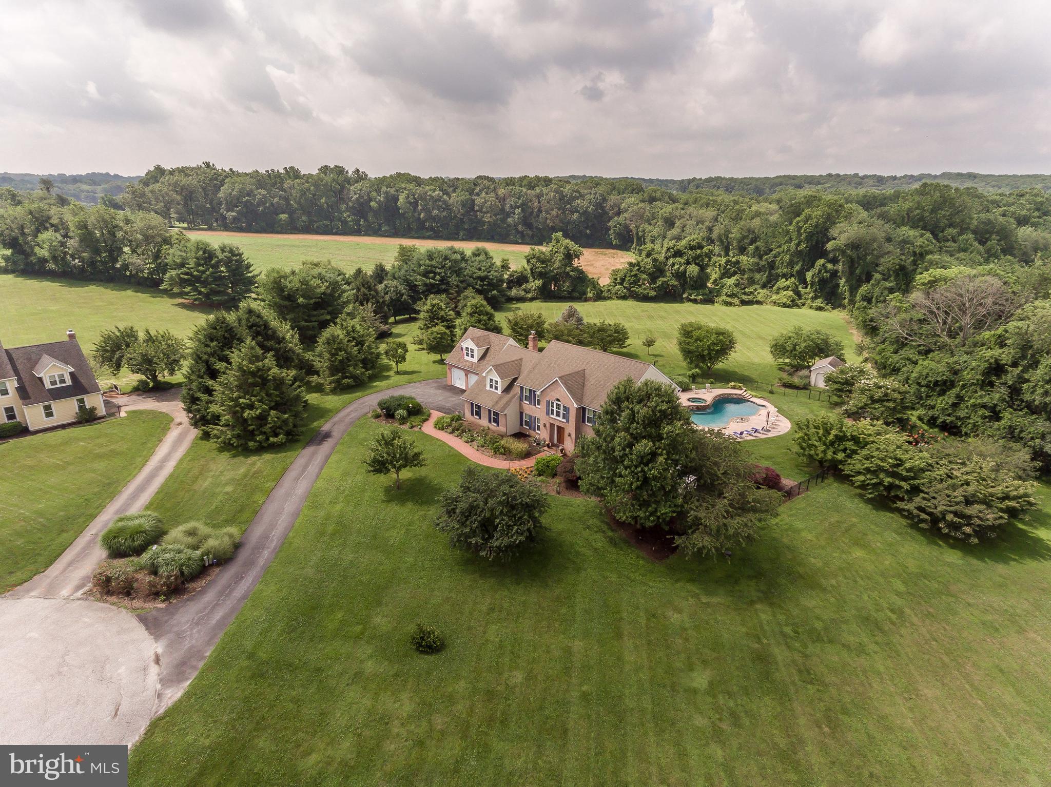 FOX RIDGE ESTATES - Residential