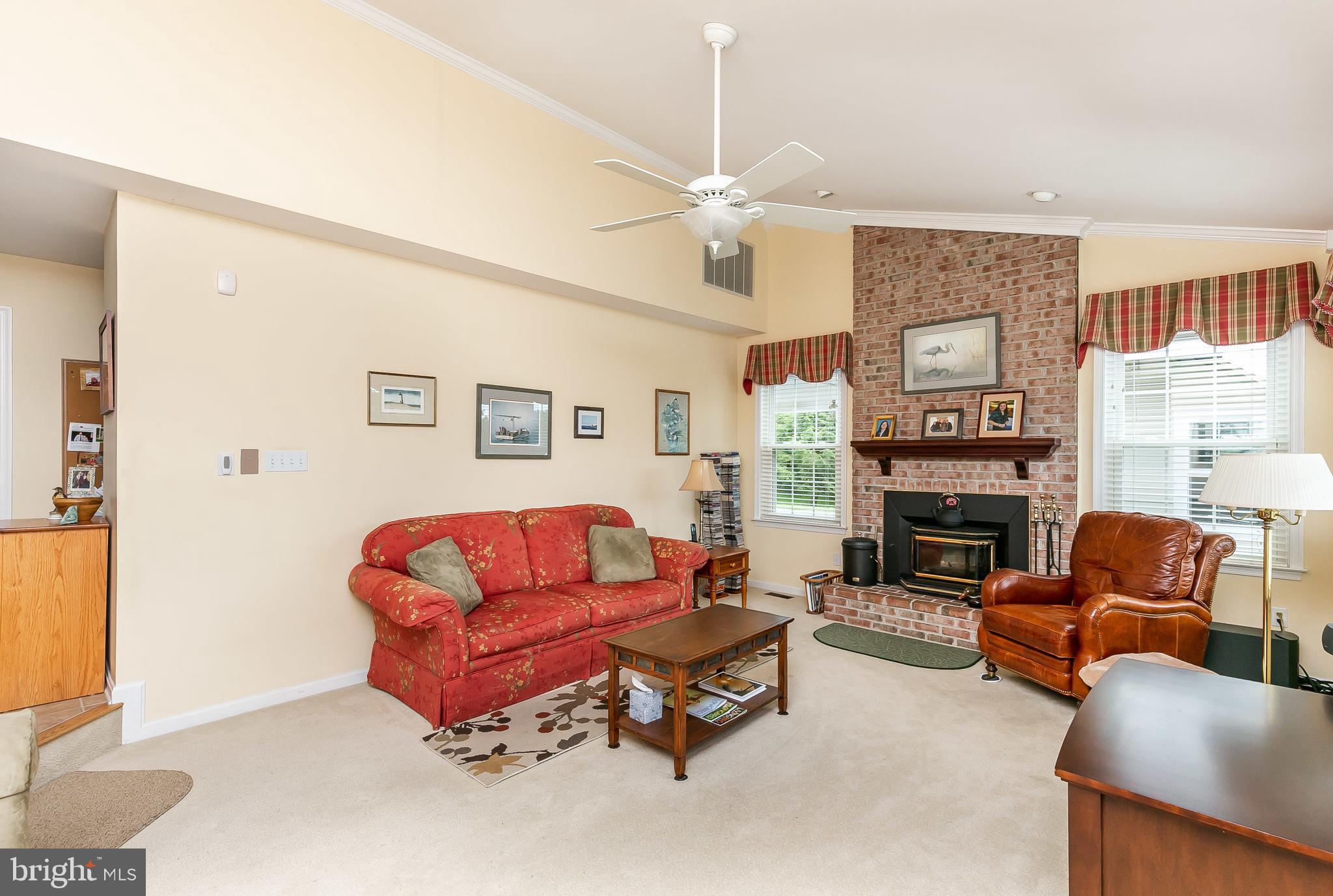 FOX RIDGE ESTATES - Residential