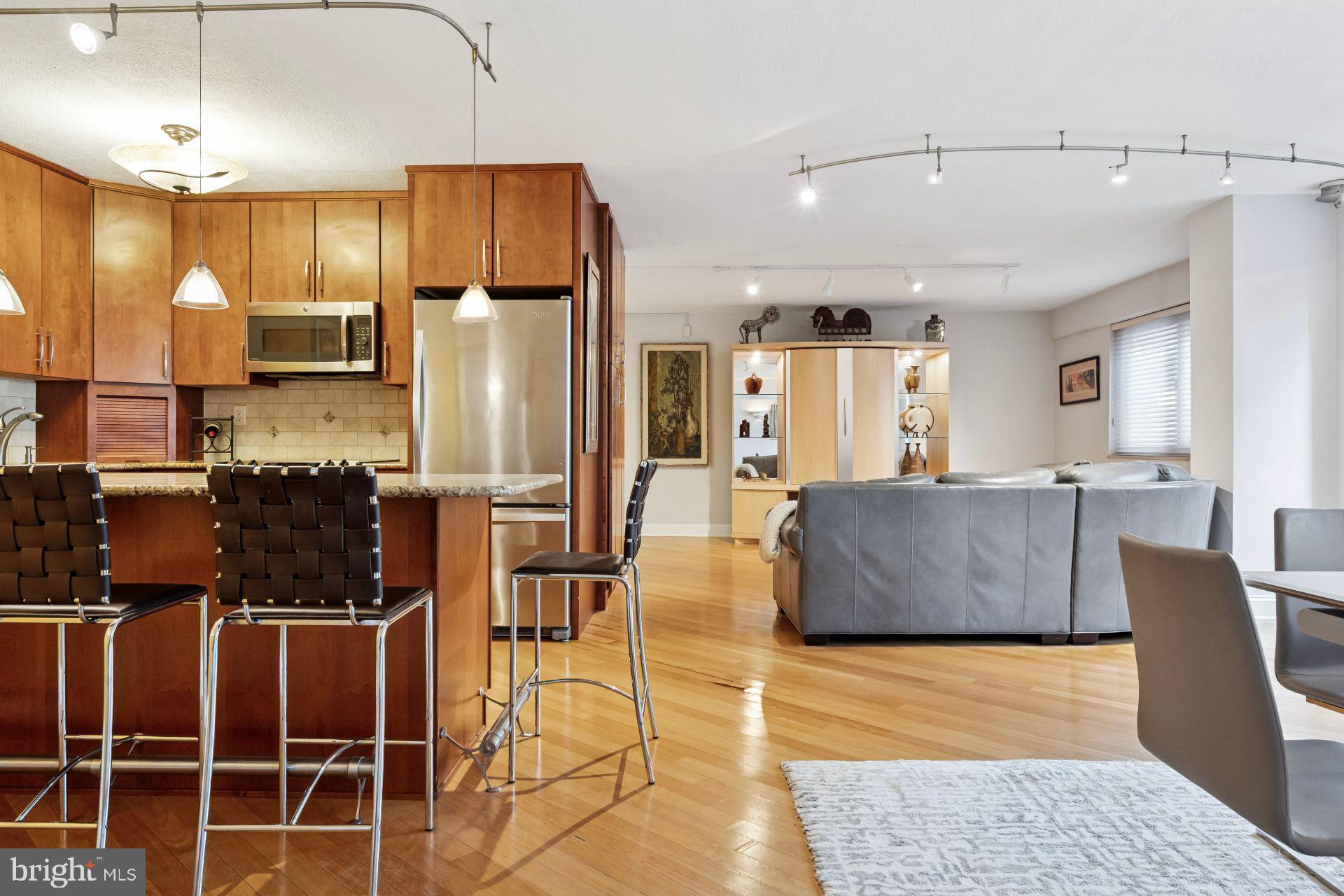 RITTENHOUSE SQUARE - Residential