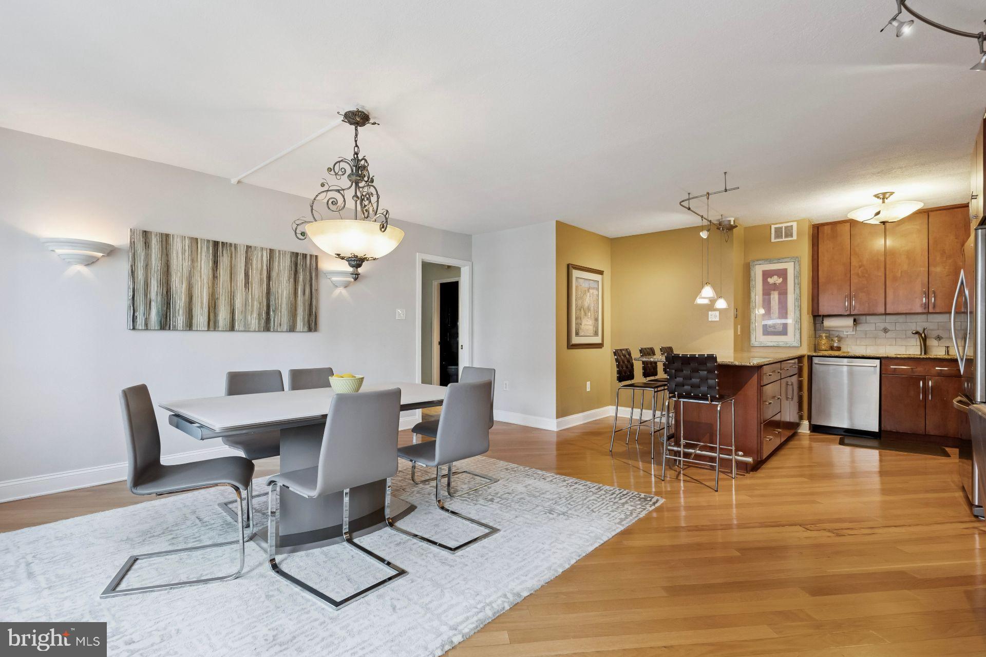 RITTENHOUSE SQUARE - Residential