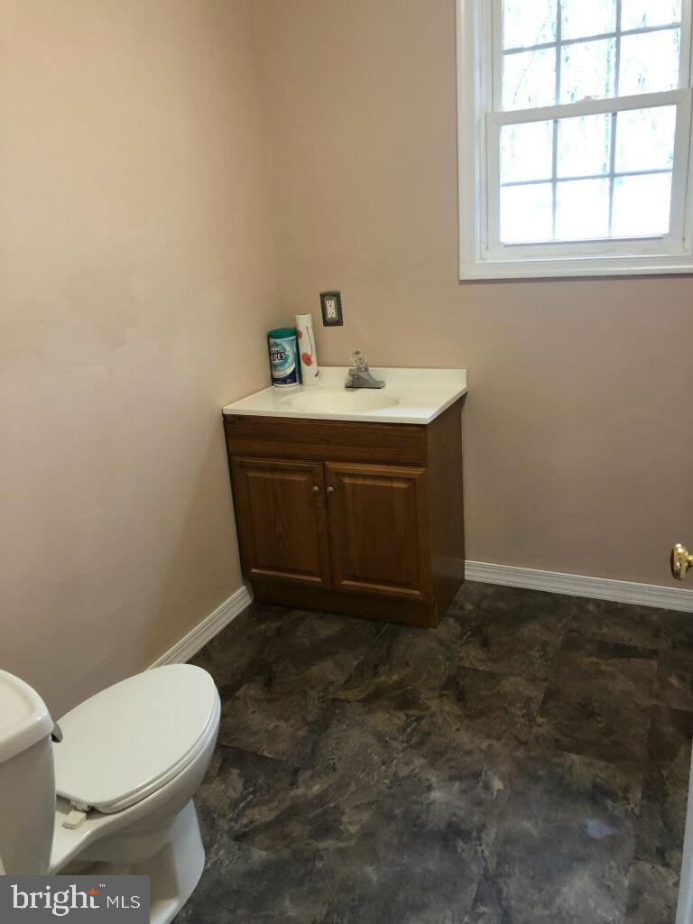 STAGECOACH STOP @ CAPON BRIDGE - Residential