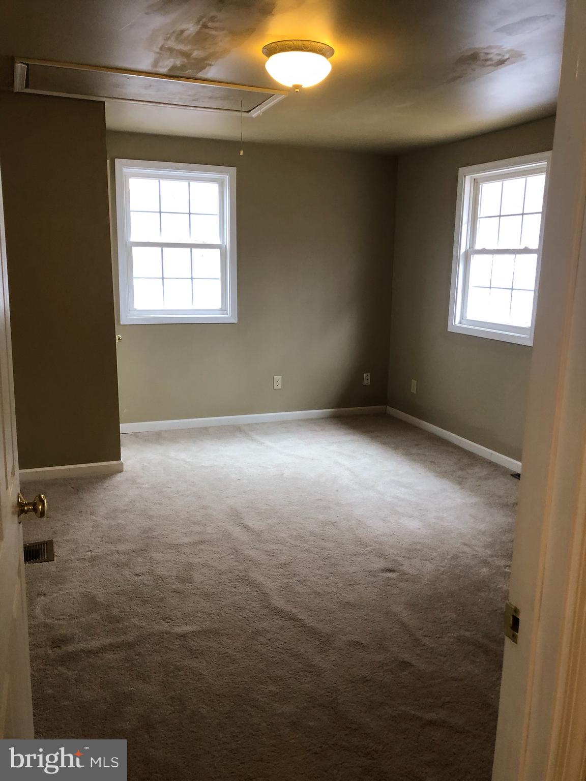 STAGECOACH STOP @ CAPON BRIDGE - Residential