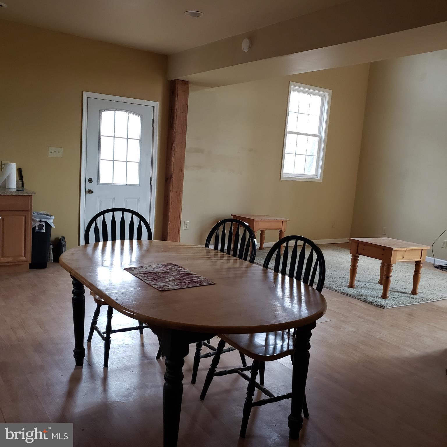 STAGECOACH STOP @ CAPON BRIDGE - Residential