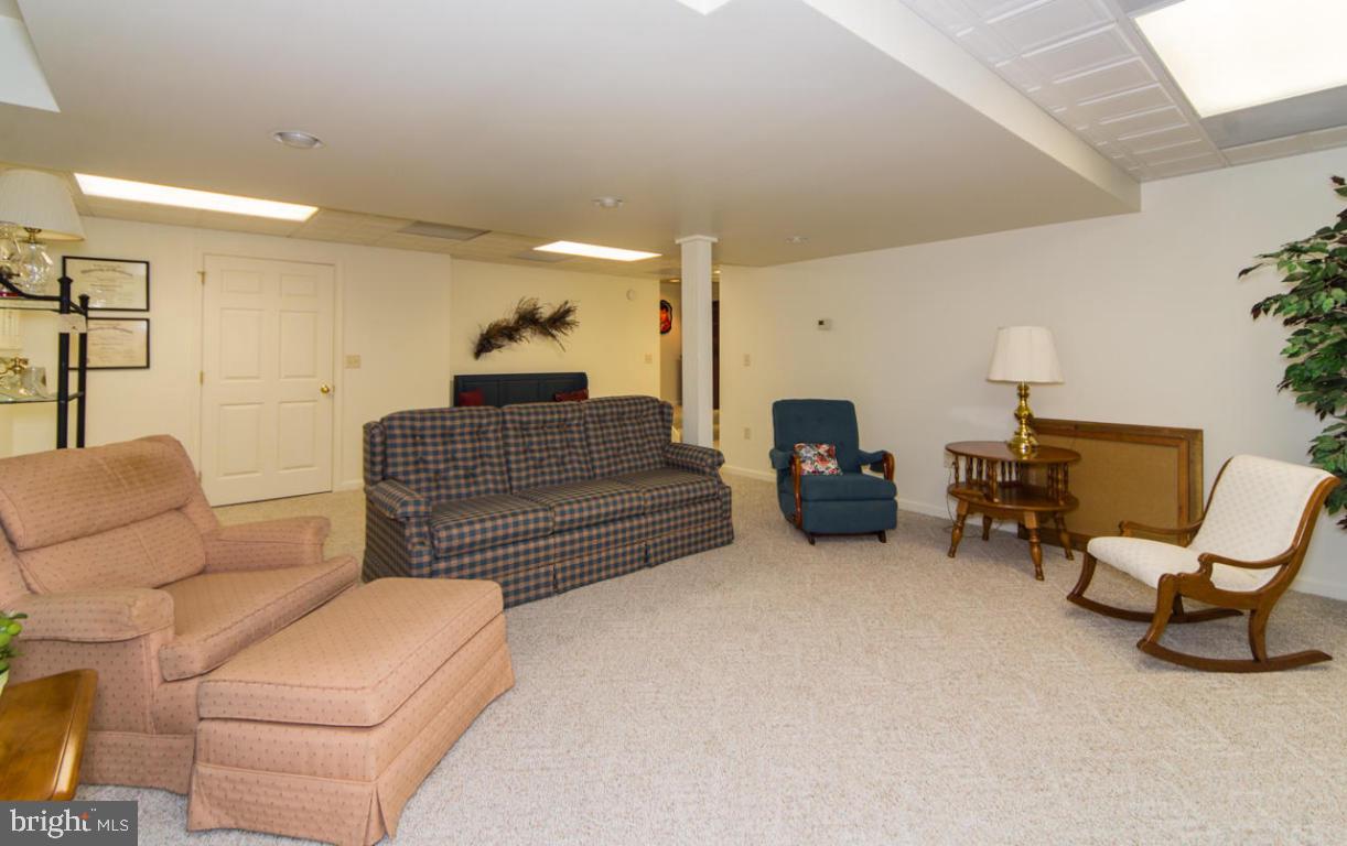 WEST RIDGE - Residential