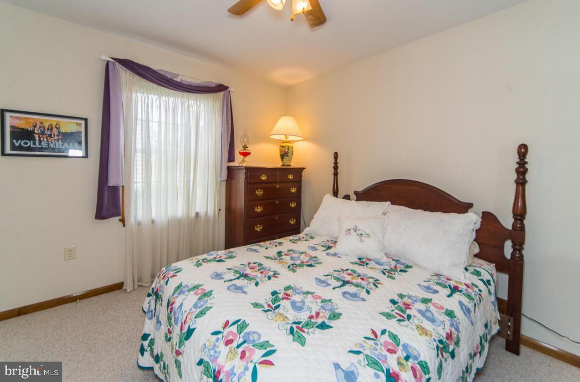 WEST RIDGE - Residential