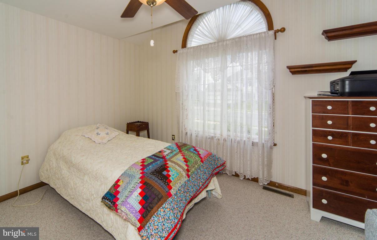 WEST RIDGE - Residential