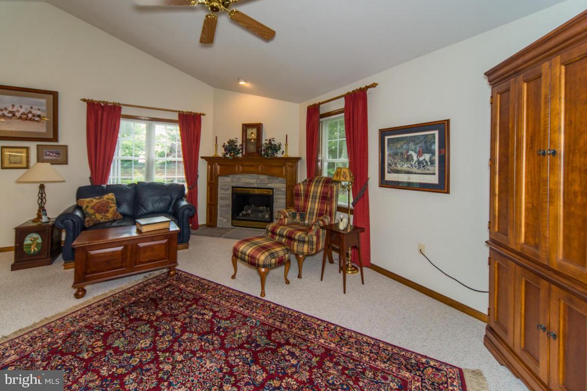 WEST RIDGE - Residential