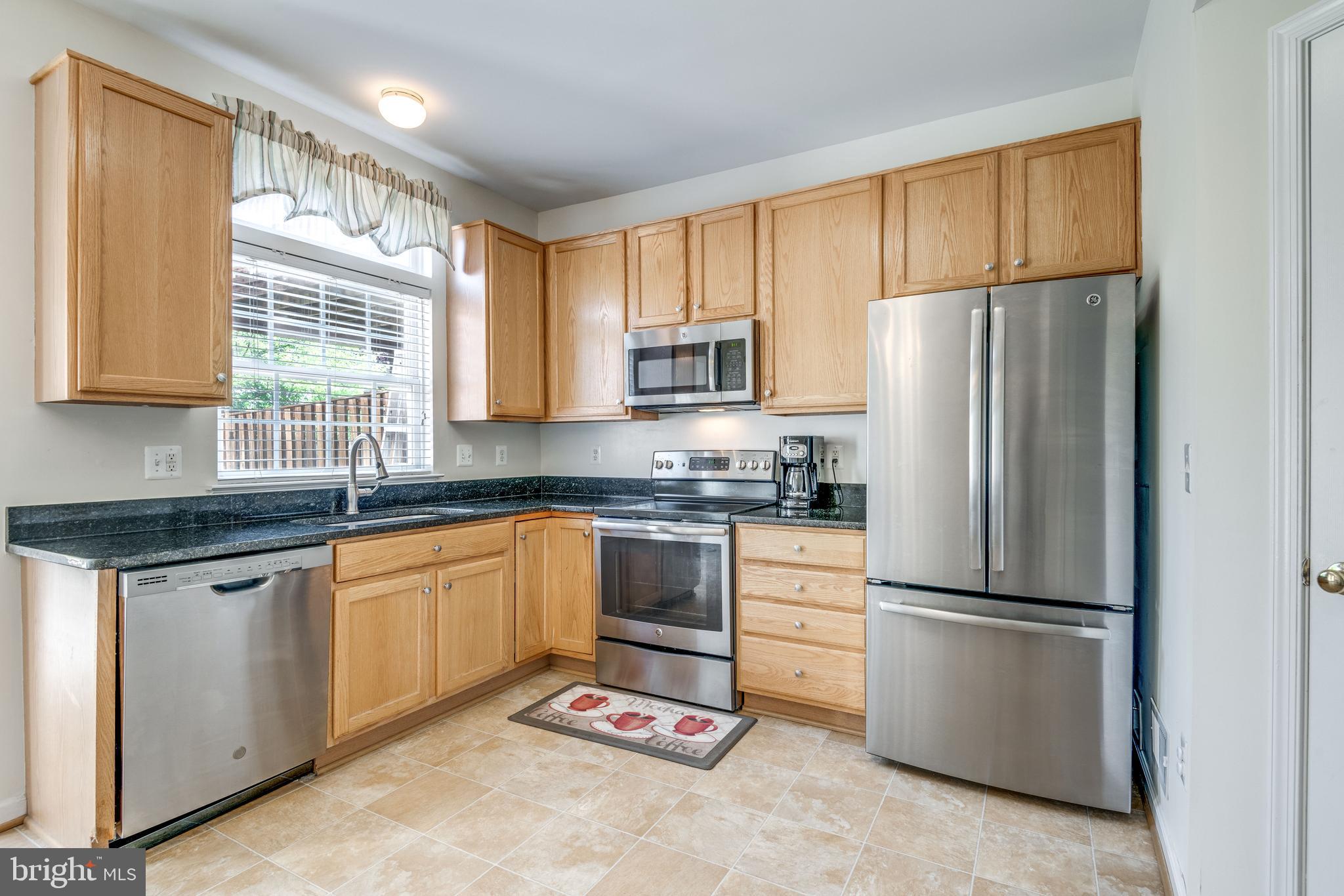 ASHBURN VILLAGE - Residential