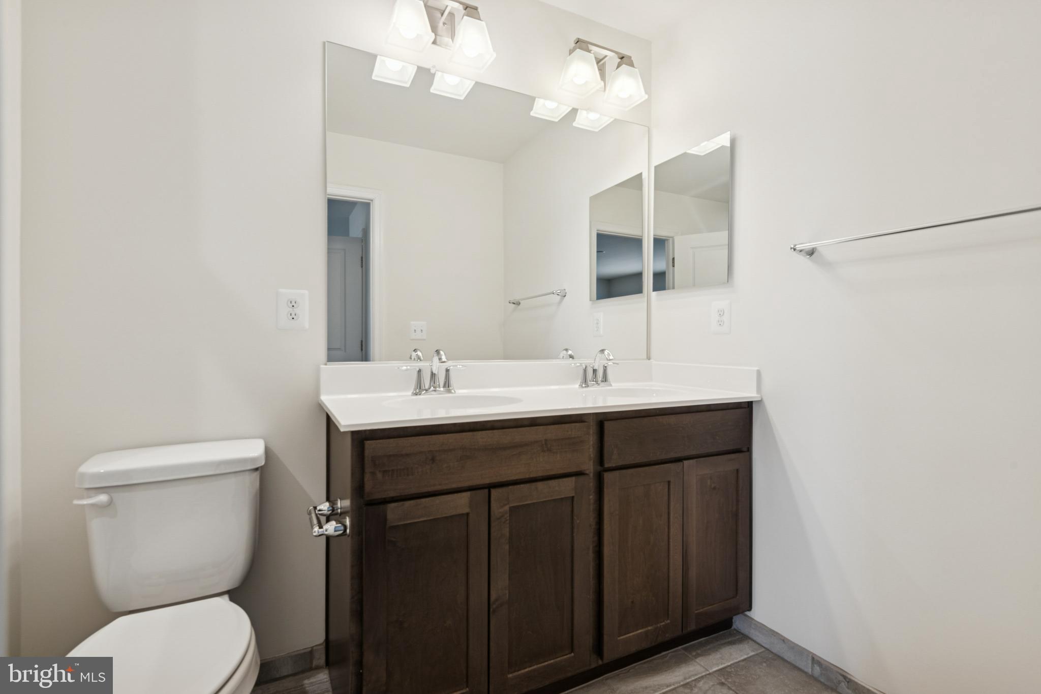 WOLF RUN LANE - Residential