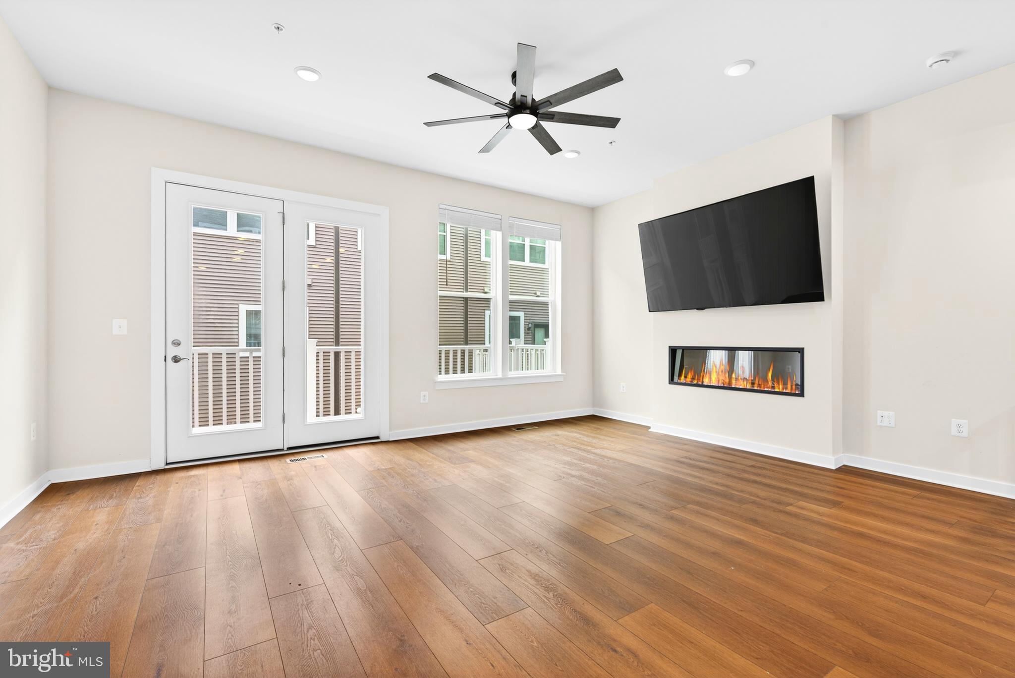 WESTSIDE AT SHADY GROVE - Residential