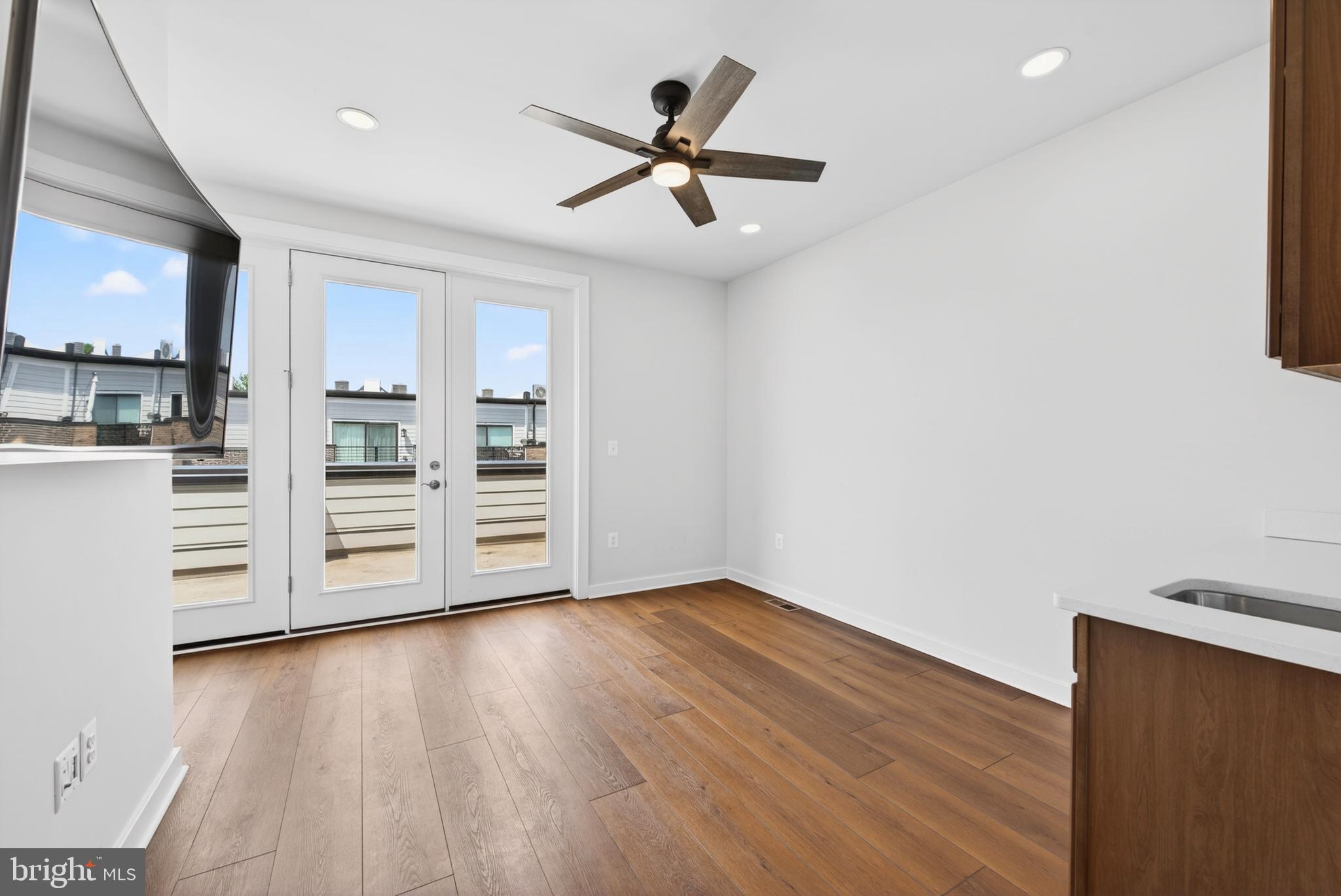 WESTSIDE AT SHADY GROVE - Residential