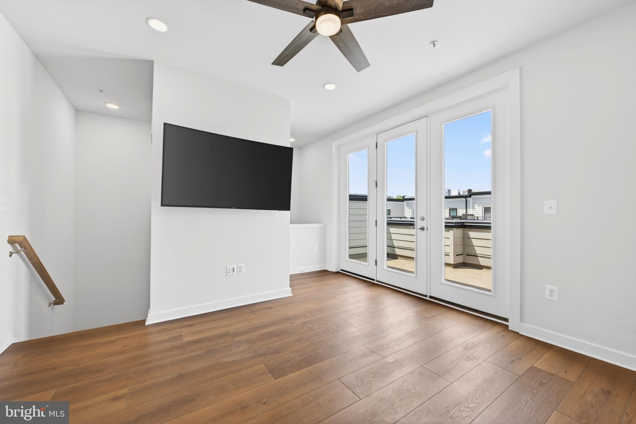 WESTSIDE AT SHADY GROVE - Residential