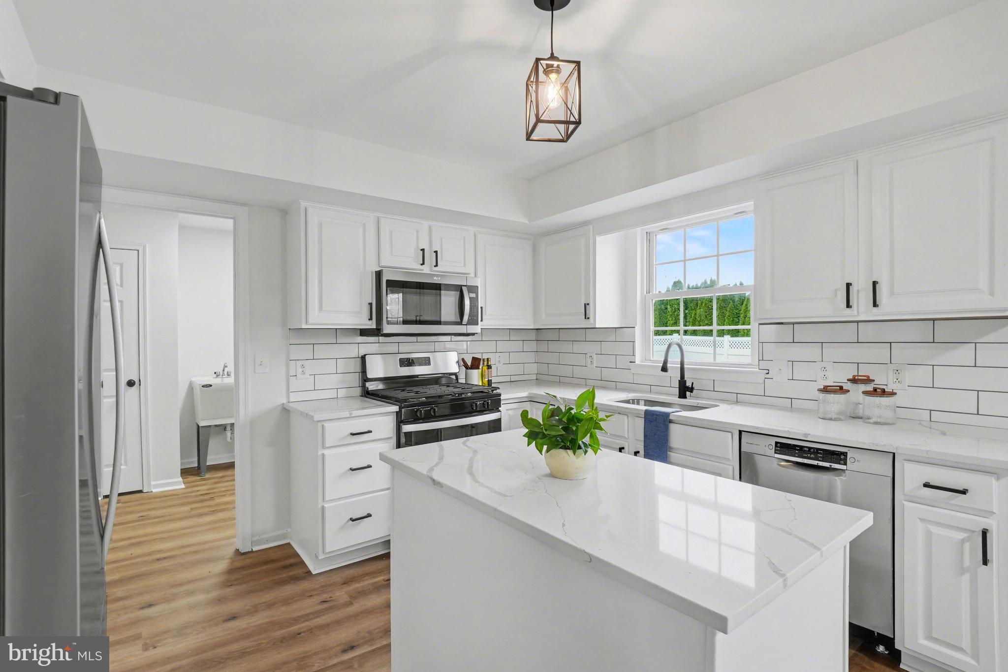 ROSECLIFF POINT - Residential