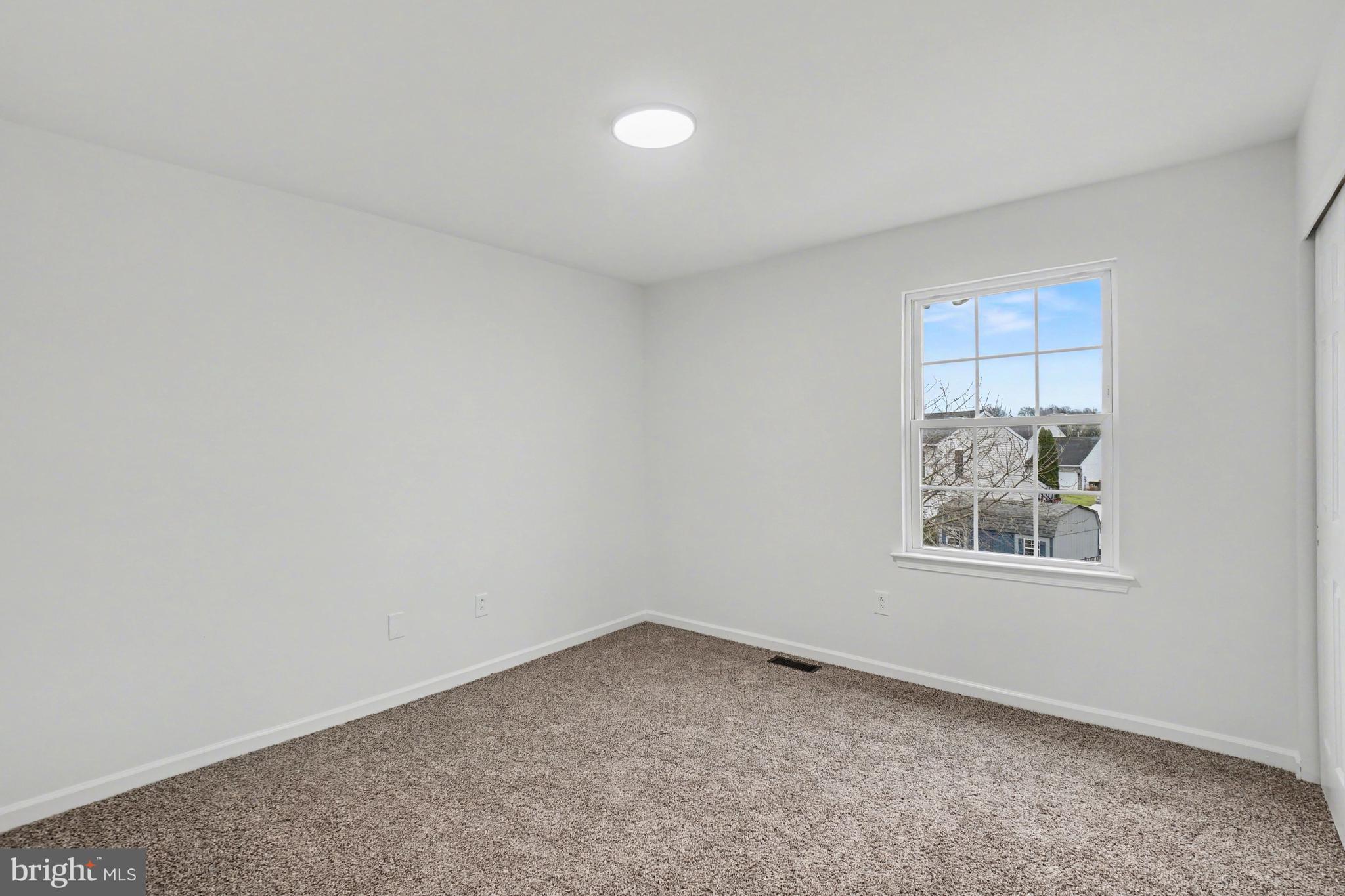 ROSECLIFF POINT - Residential