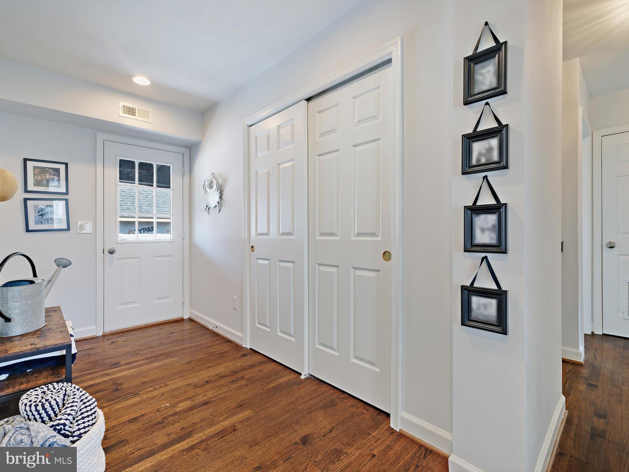 OYSTER HARBOR - Residential