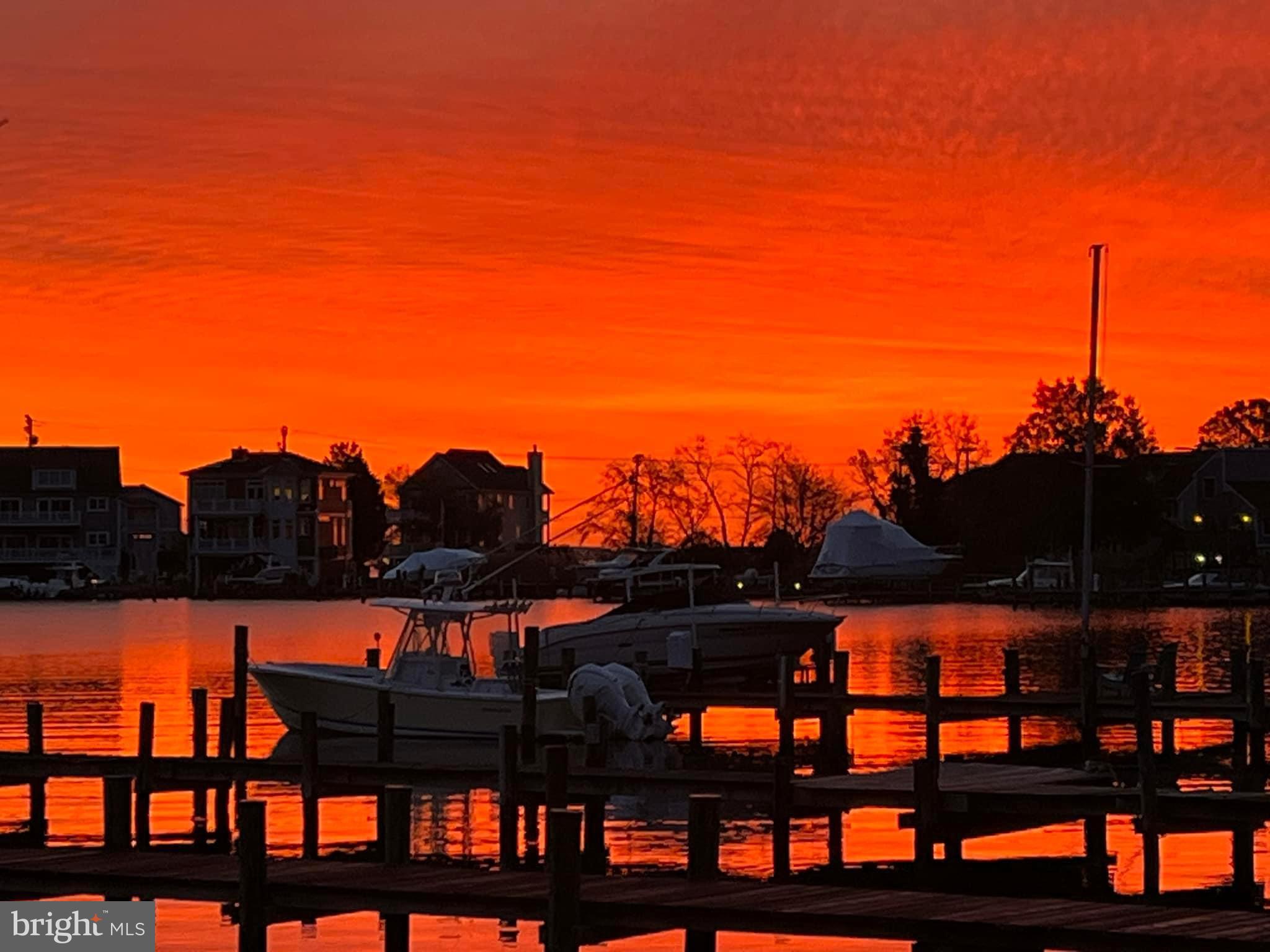 OYSTER HARBOR - Residential