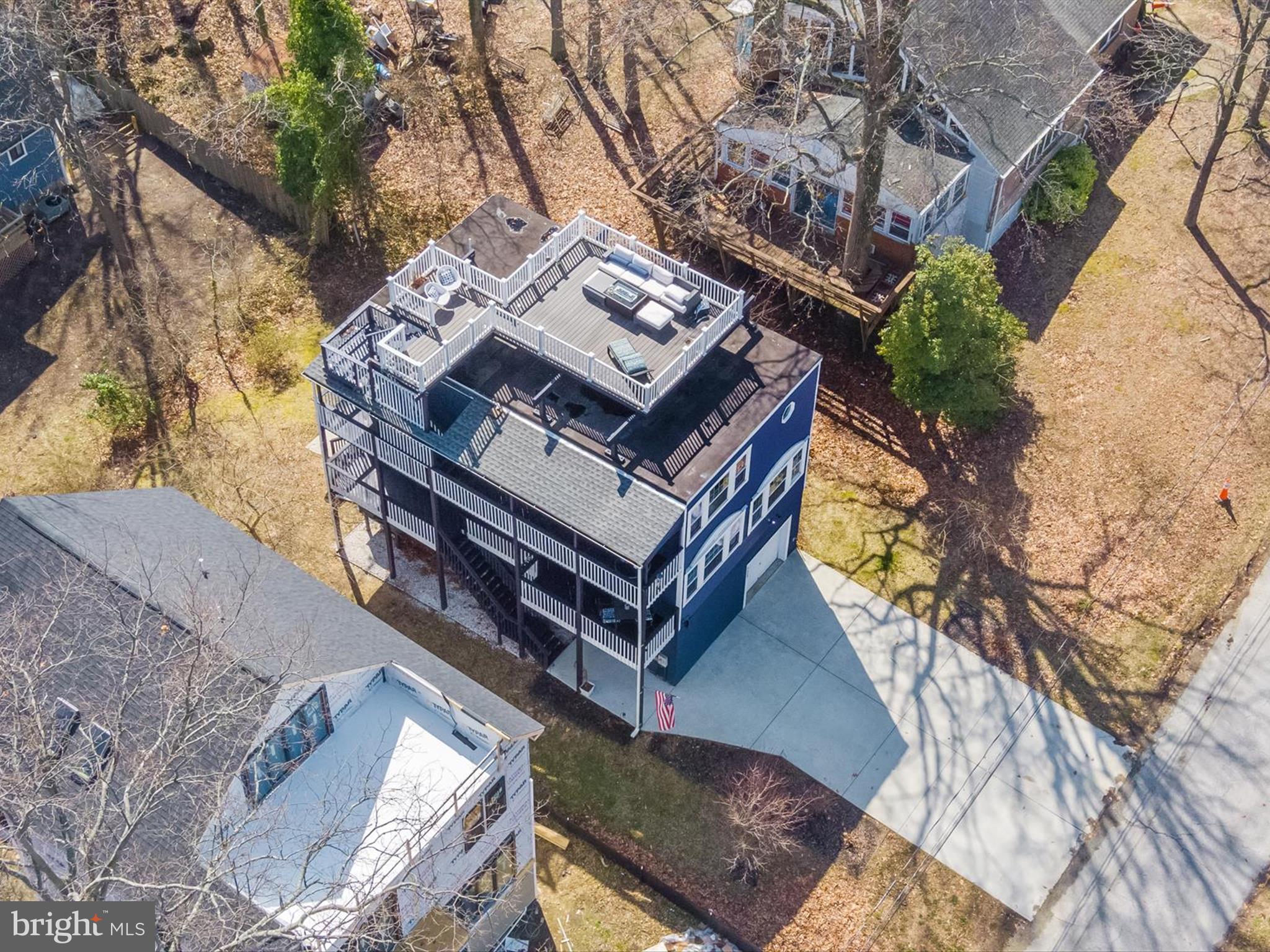 OYSTER HARBOR - Residential