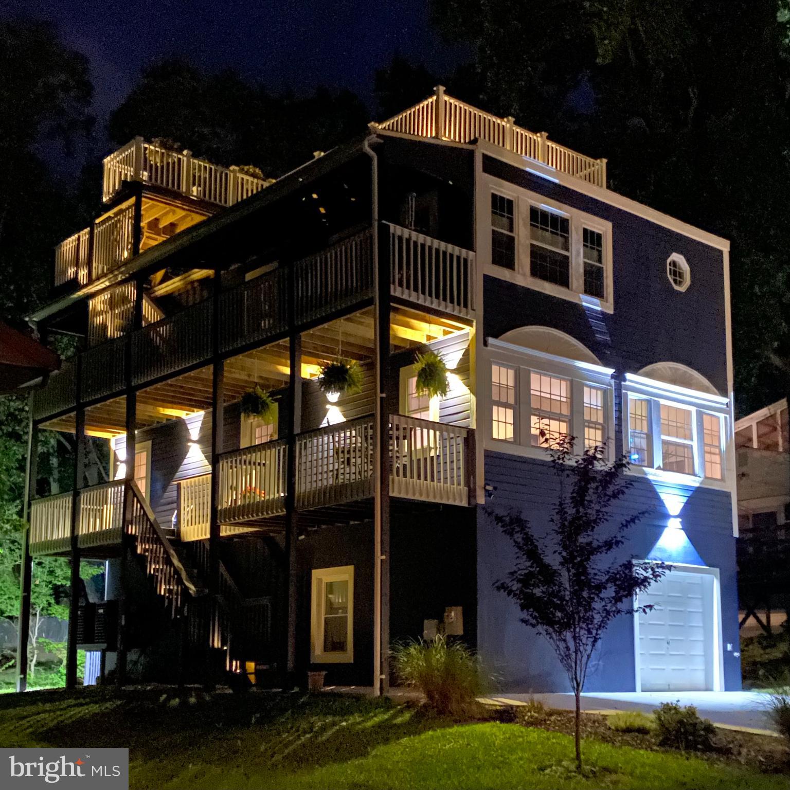 OYSTER HARBOR - Residential