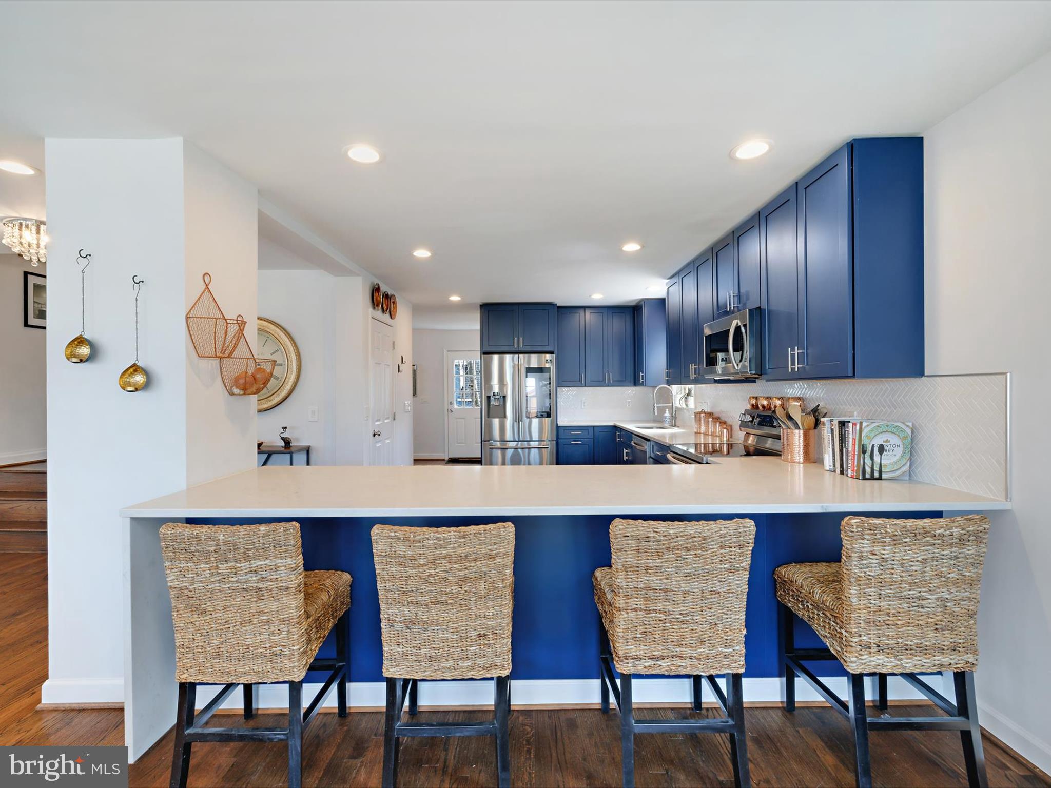 OYSTER HARBOR - Residential