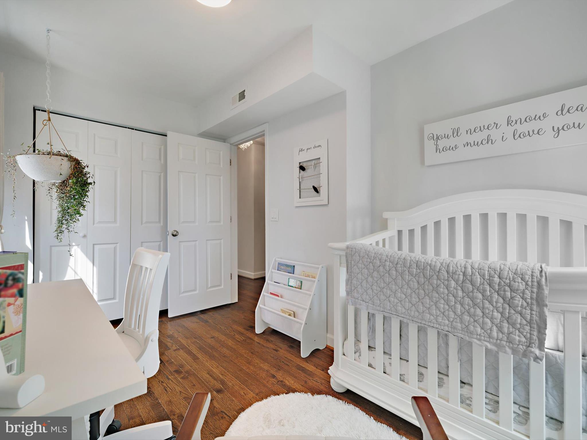 OYSTER HARBOR - Residential