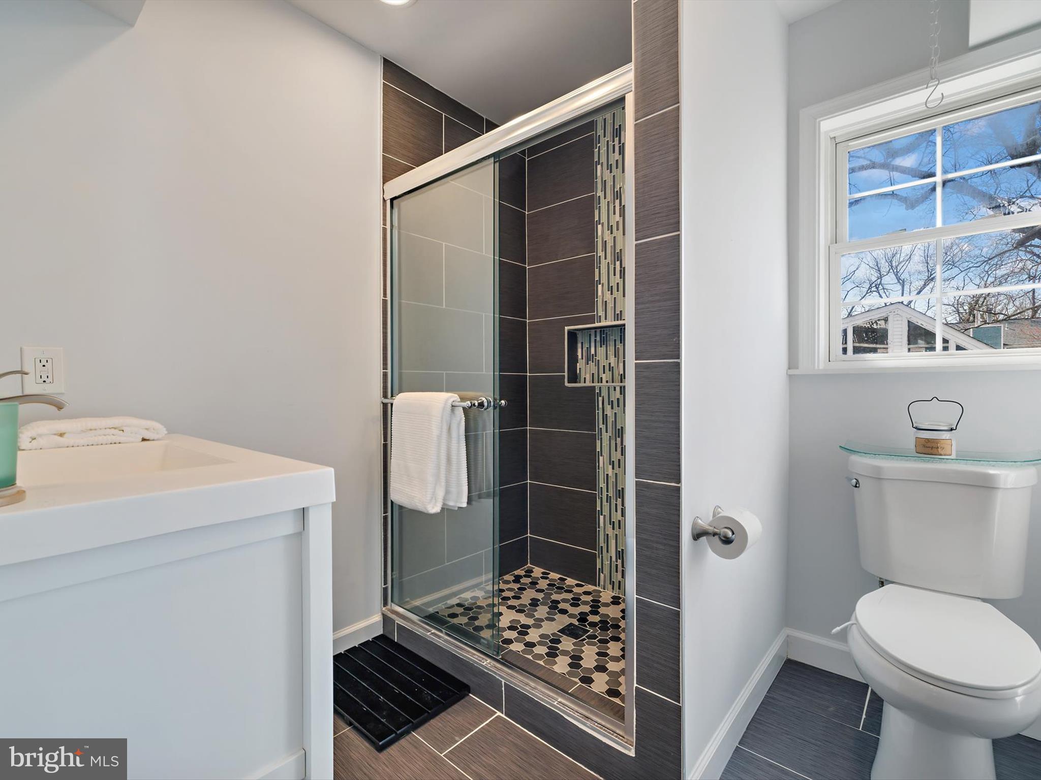 OYSTER HARBOR - Residential