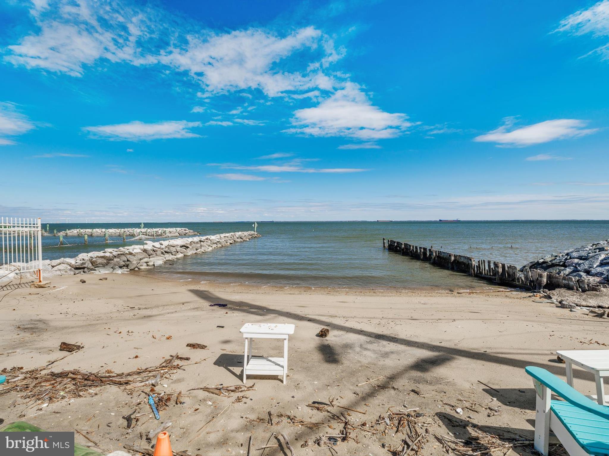 OYSTER HARBOR - Residential