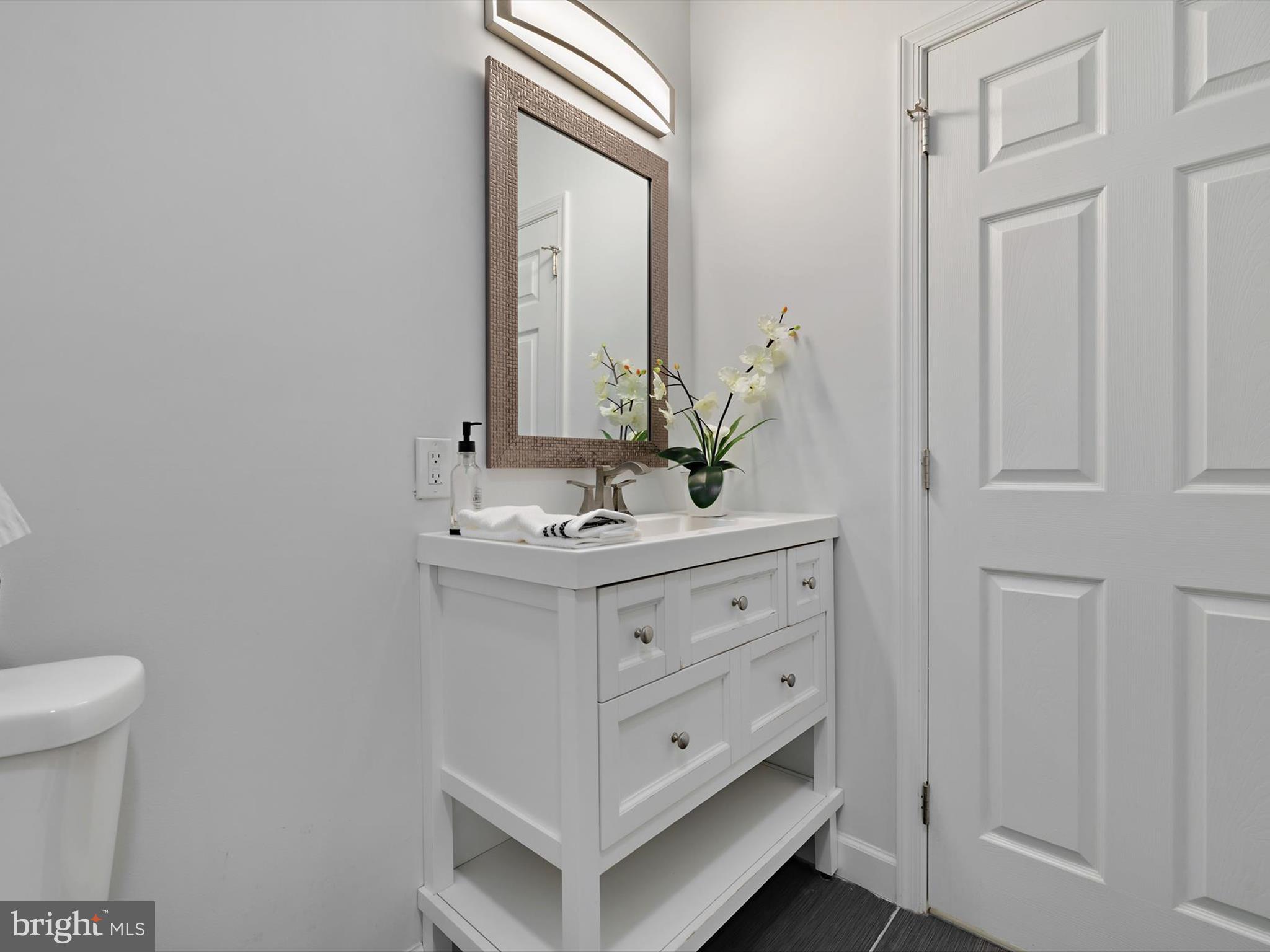 OYSTER HARBOR - Residential