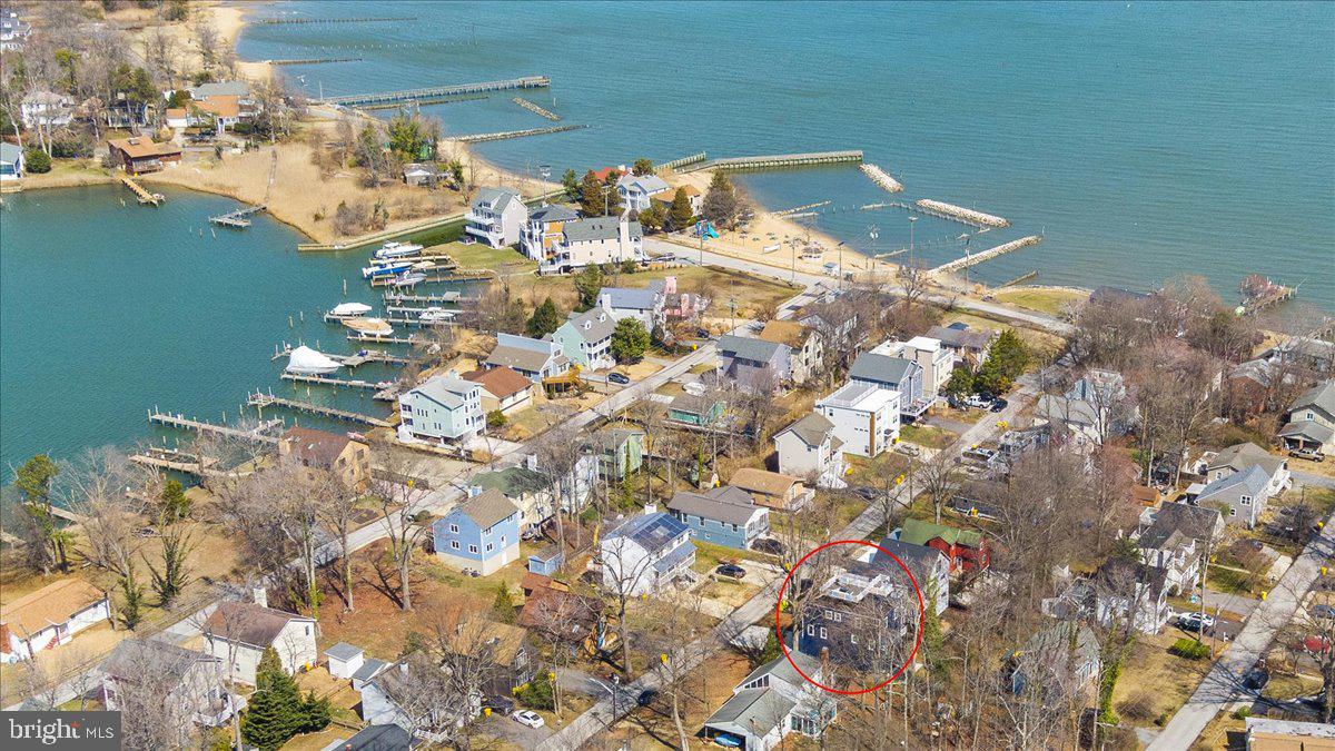 OYSTER HARBOR - Residential