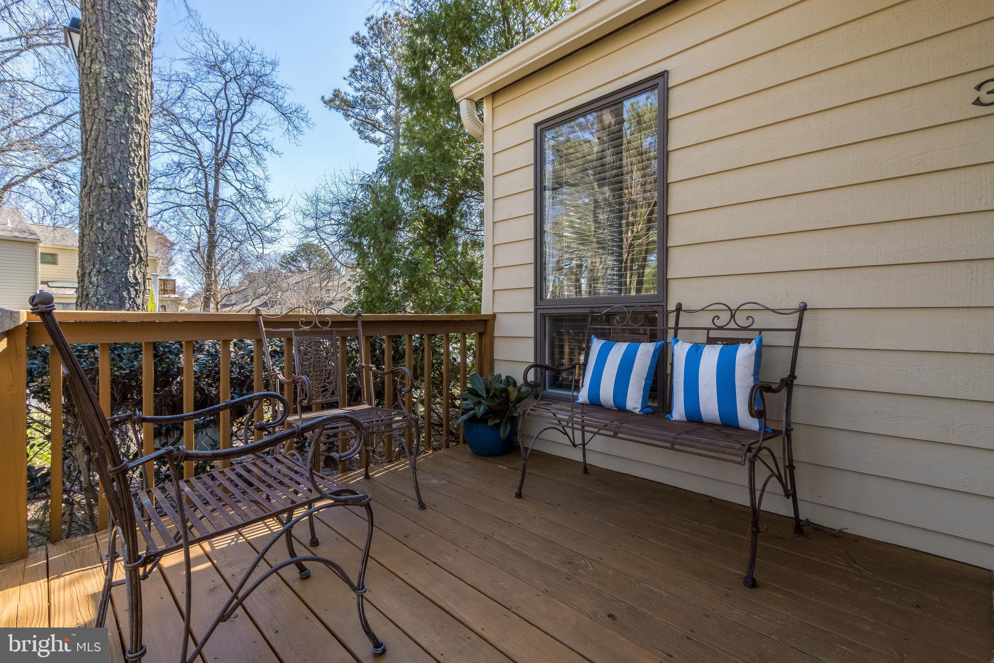 326 FORSYTHIA COURT A