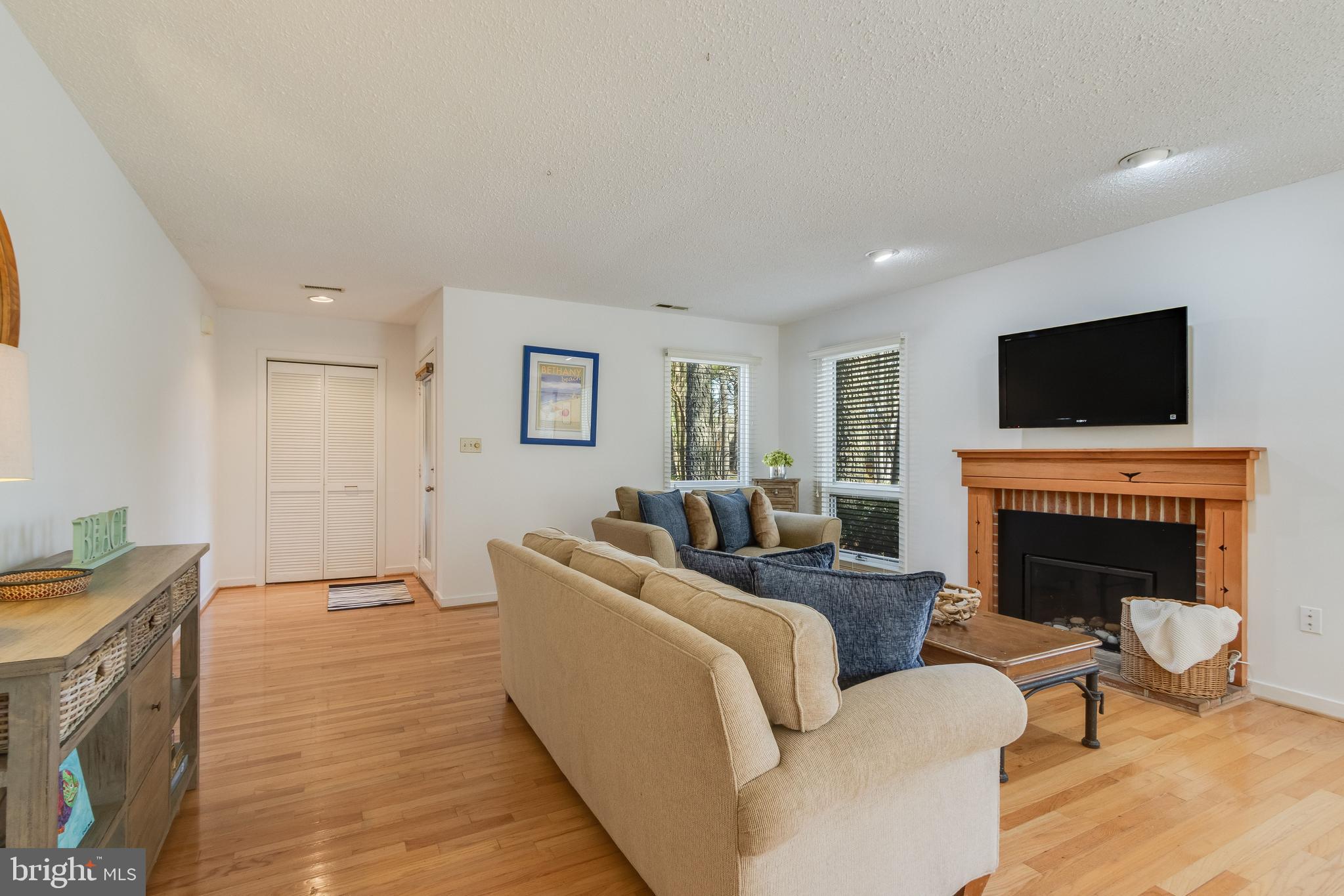 BETHANY PROPER TOWNHOMES - Residential