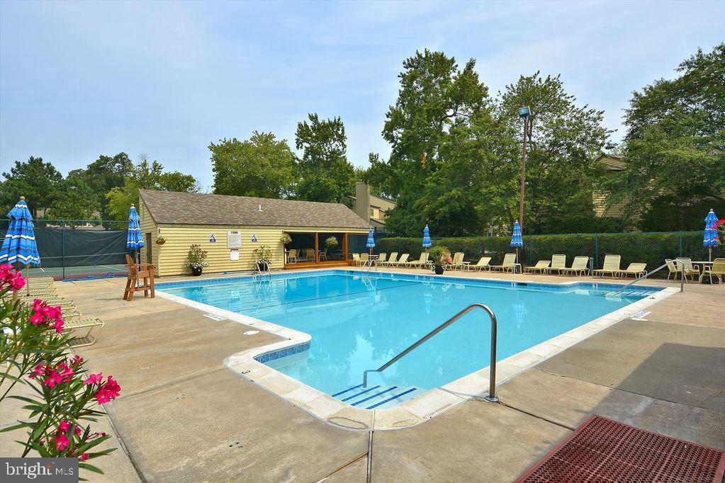 BETHANY PROPER TOWNHOMES - Residential