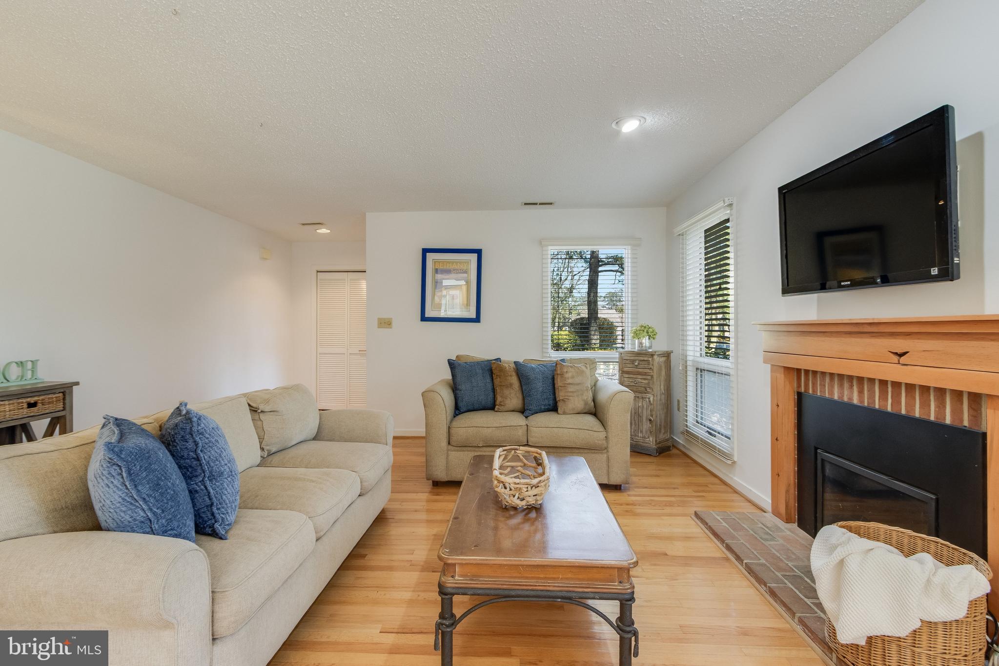 BETHANY PROPER TOWNHOMES - Residential