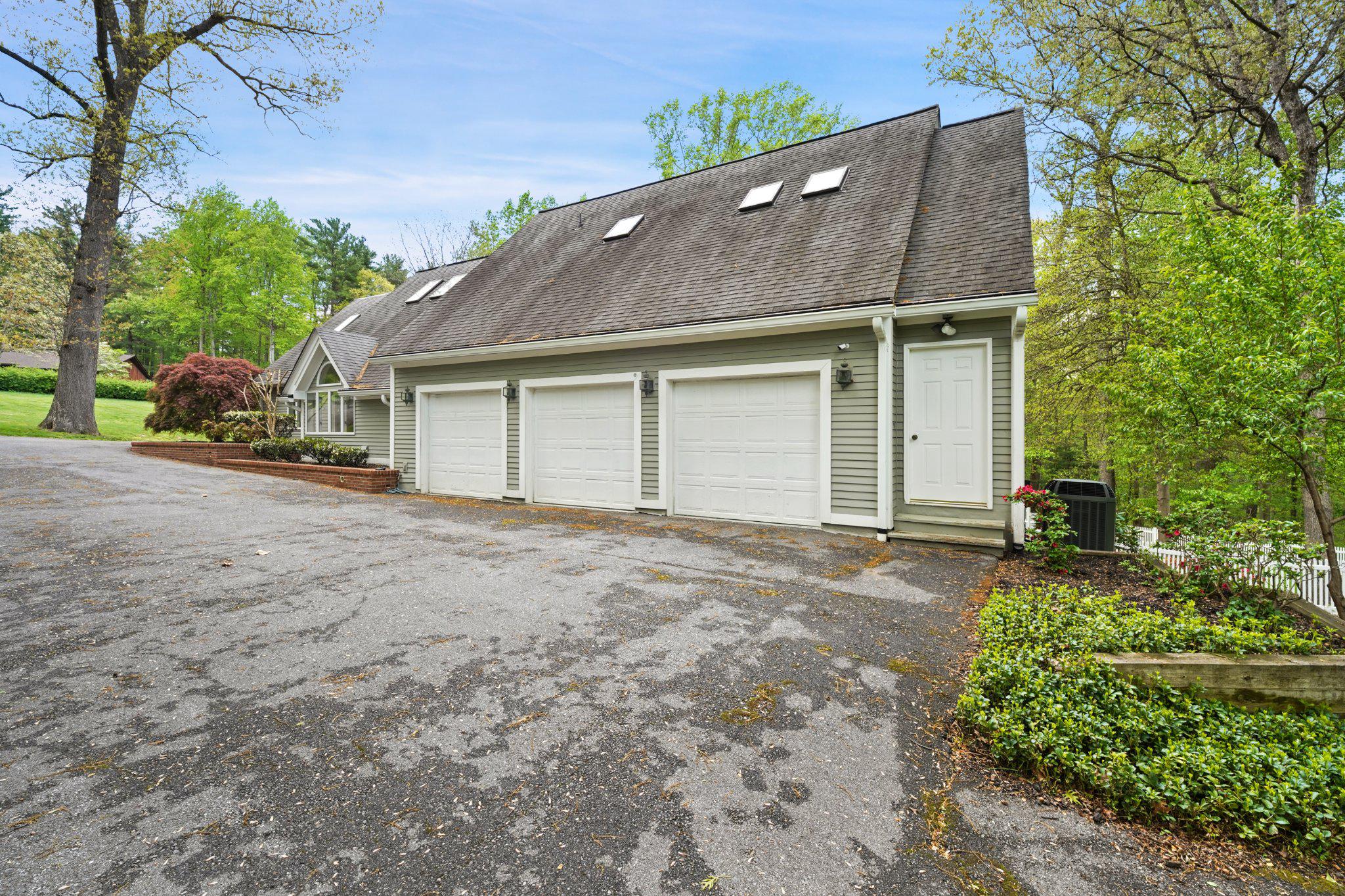 BRIGHTON ESTATES - Residential