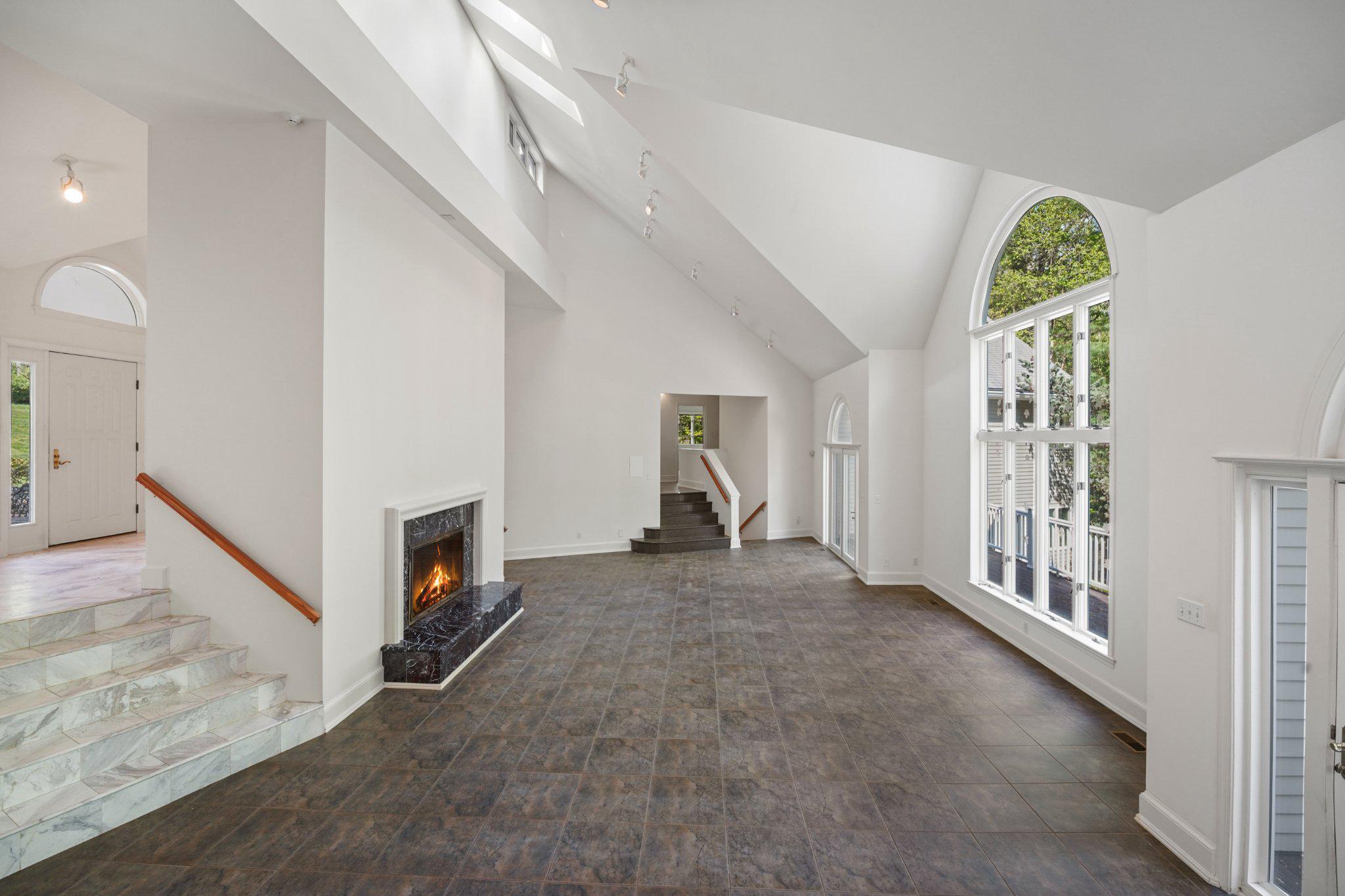 BRIGHTON ESTATES - Residential