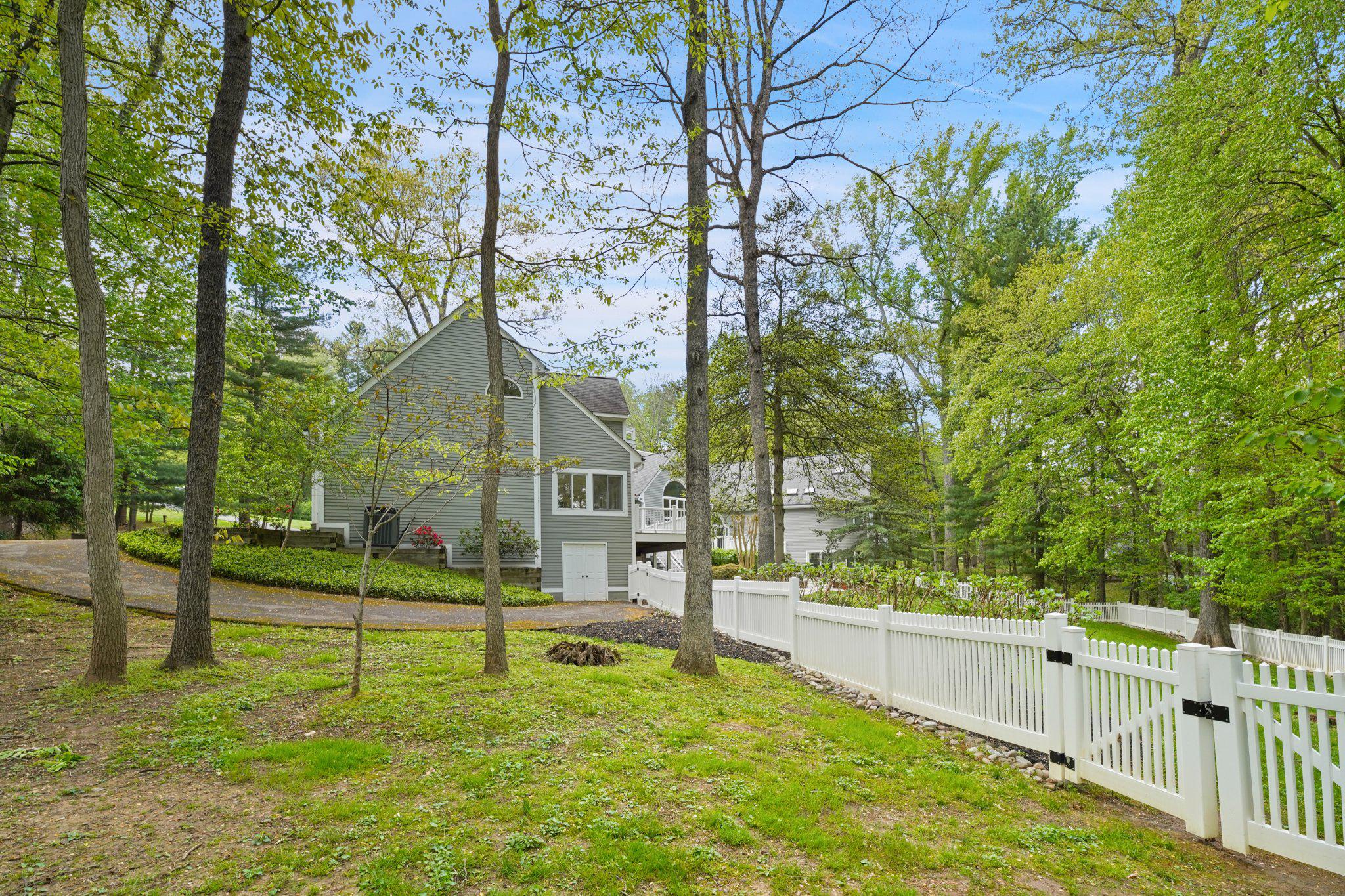 BRIGHTON ESTATES - Residential