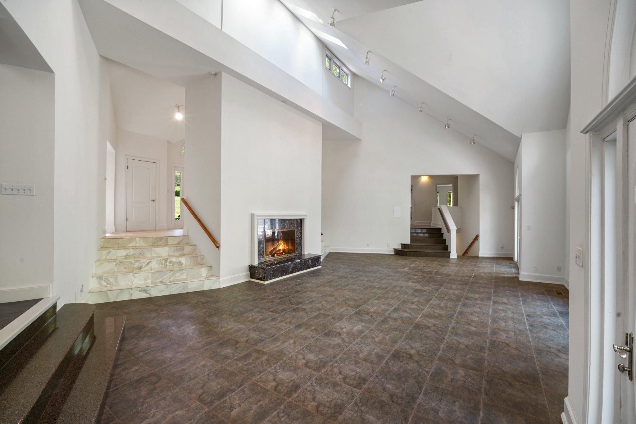 BRIGHTON ESTATES - Residential