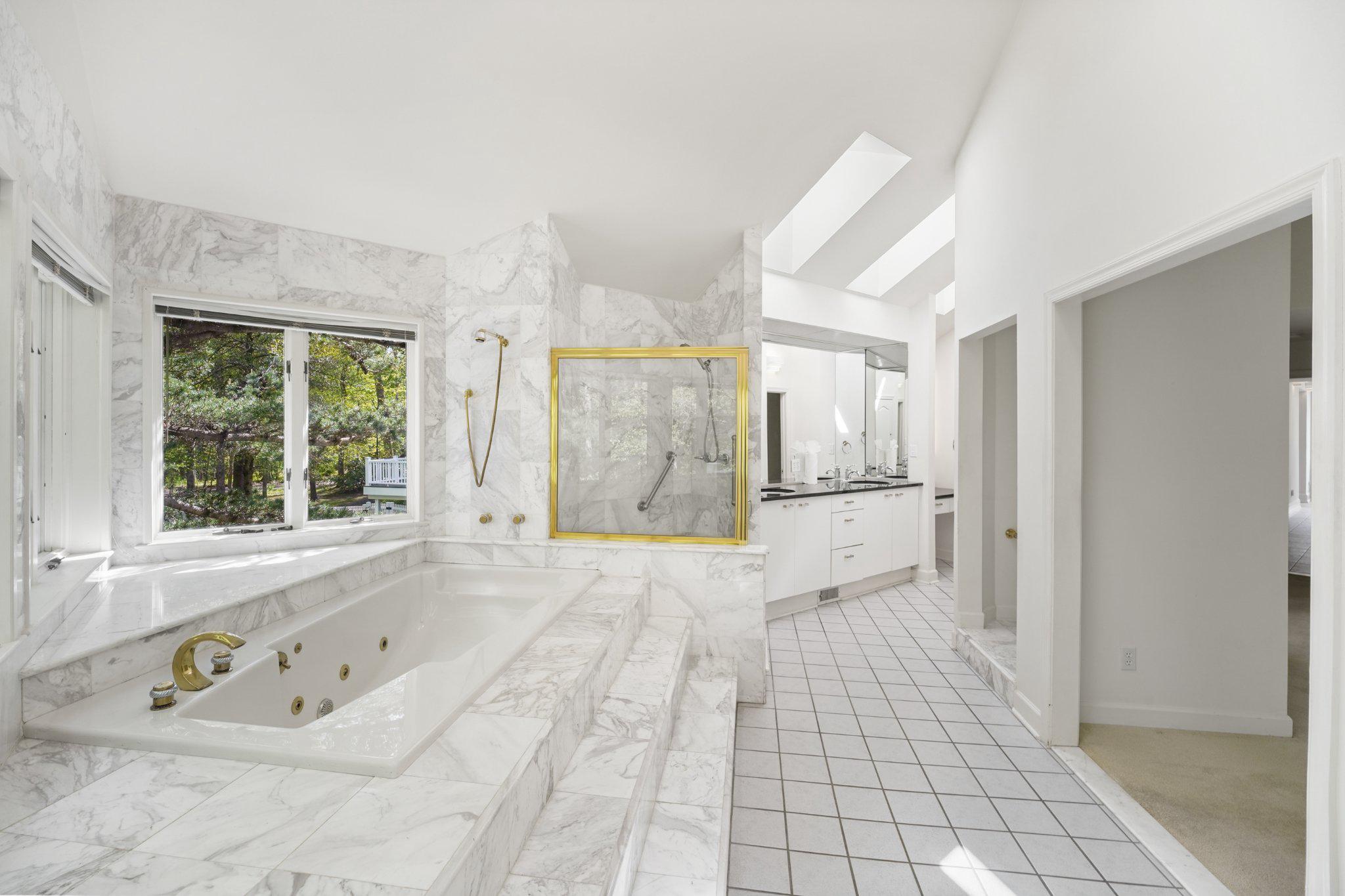 BRIGHTON ESTATES - Residential