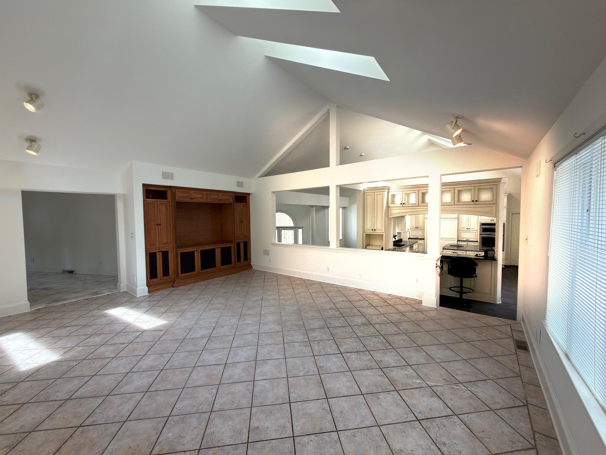 BRIGHTON ESTATES - Residential