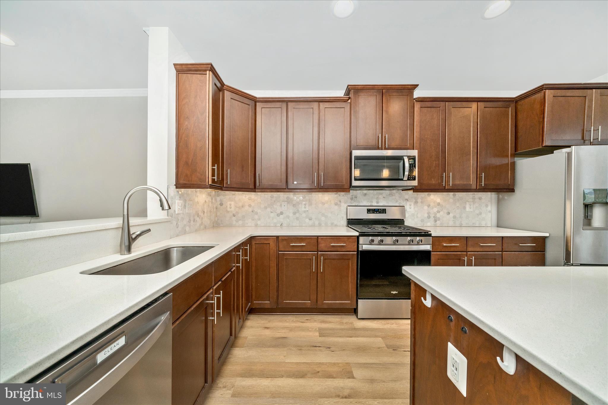 TUSCARORA CREEK - Residential