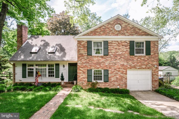 11708 MAGRUDER LN, ROCKVILLE, MD 20852 - Image 59d2c3a98f3ccd71cd70eb7255ae0cc4/153300995