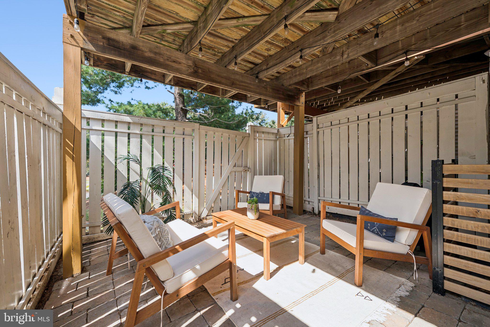 WHISPERHILL - Residential