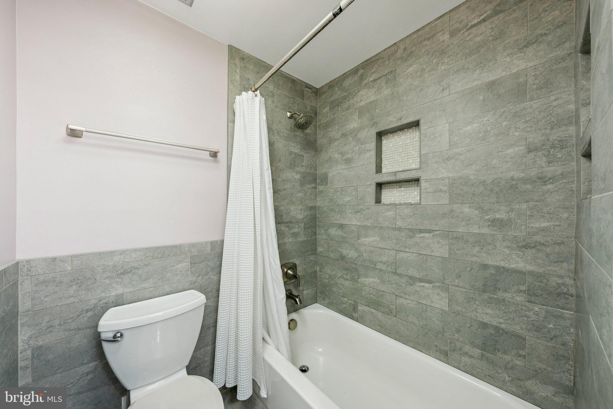 WHISPERHILL - Residential