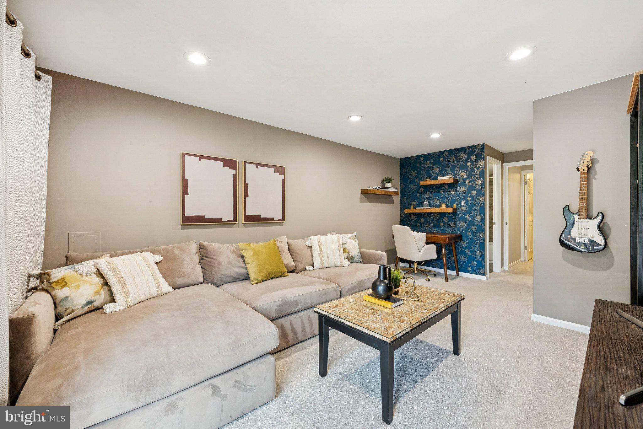 WHISPERHILL - Residential