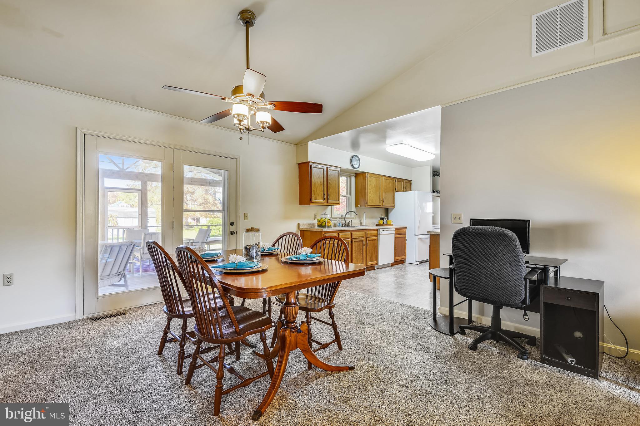 STEVENSVILLE - Residential