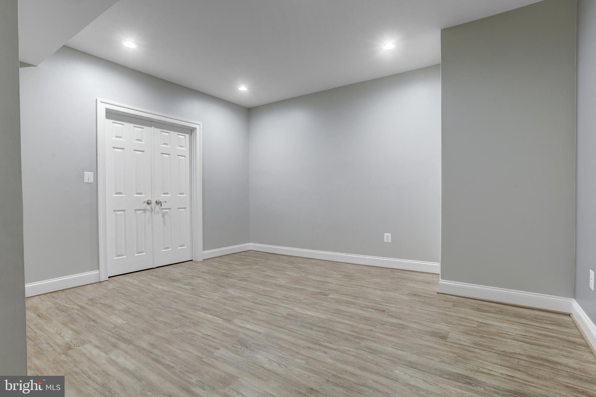 TIMBERLINE PARK - Residential